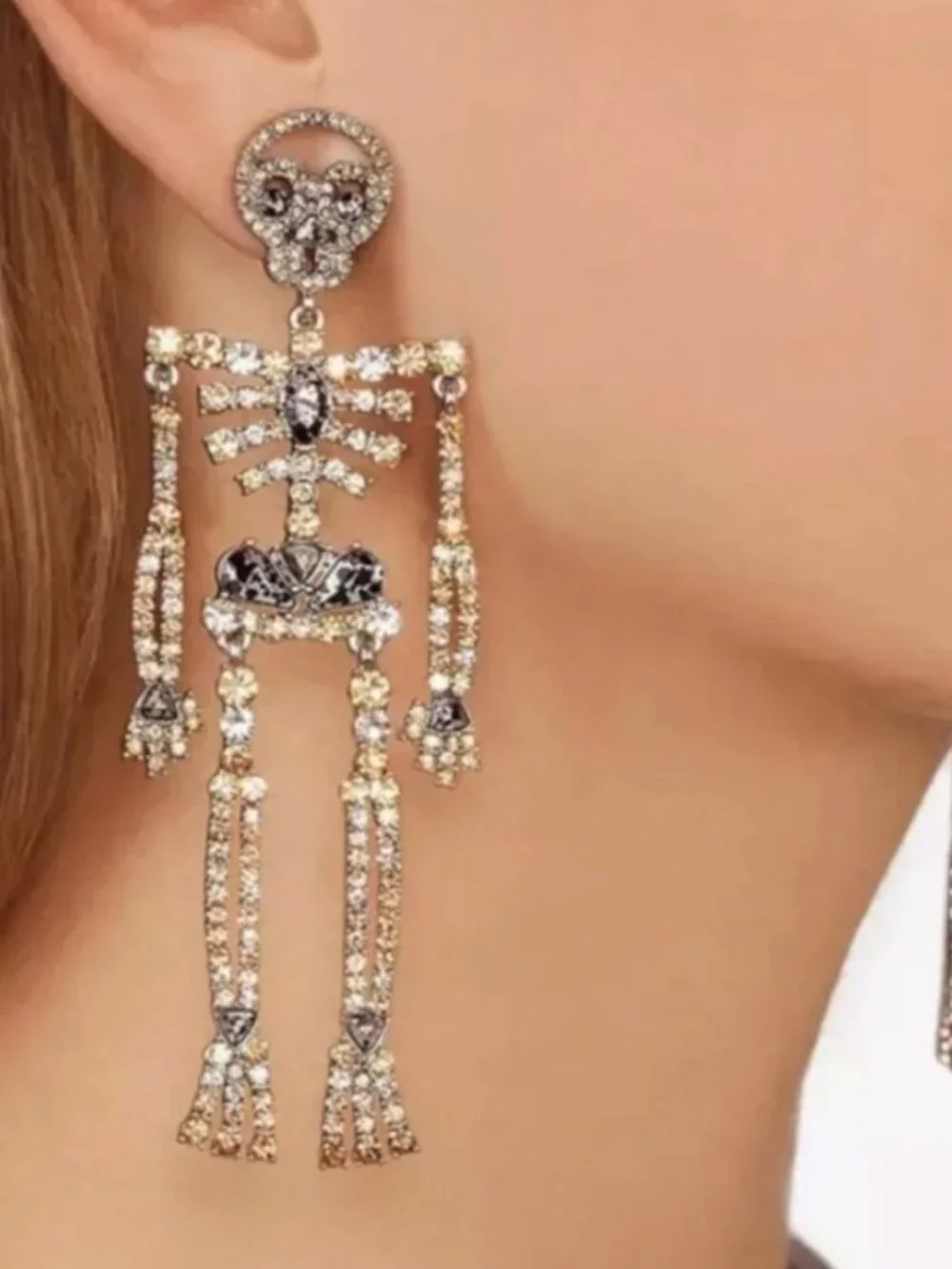 BaubleBar Lazy Bones Just Hanging Around Dangling Earrings Dangle Drop NIB